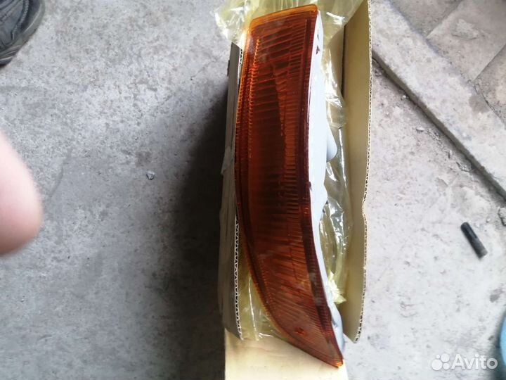 Поворотники в бампер на таета корона