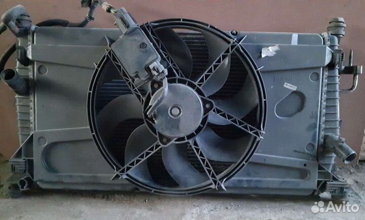 Радиатор Ford Focus 2 2005-2008