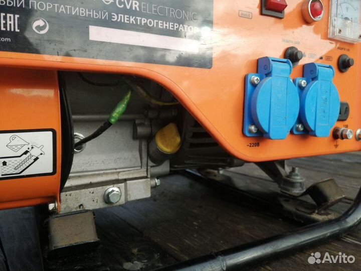 Бензиновый генератор