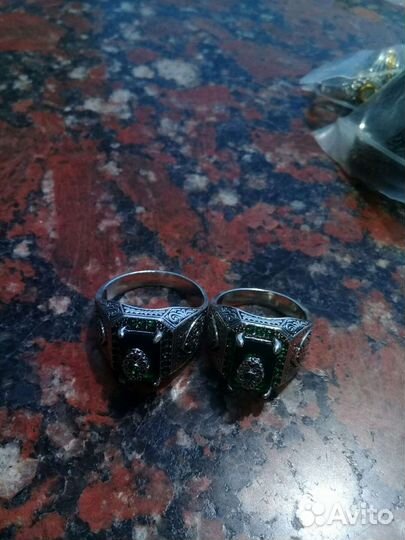 Перстни и кольца