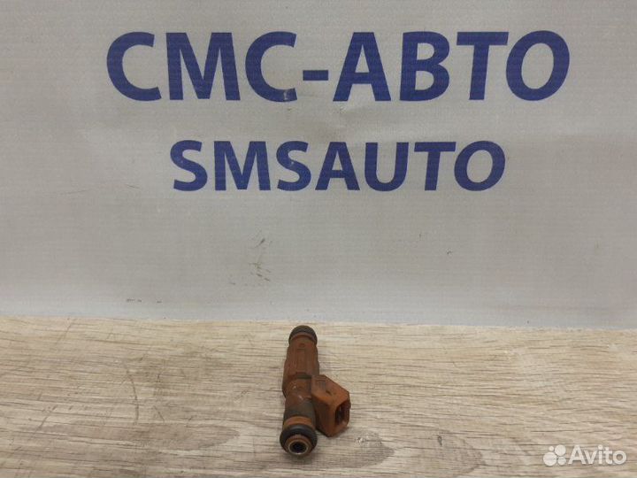 Форсунка топливная Volvo Xc90 хс90 2.5T 2006