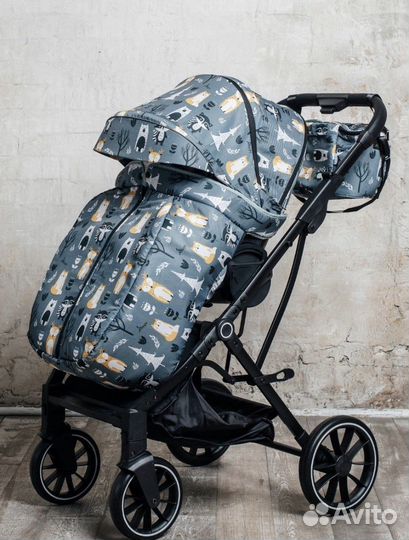 Прогулочная коляска