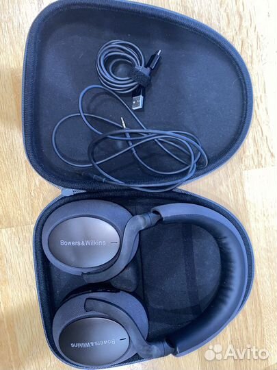 Беспроводные наушники Bowers & Wilkins PX7