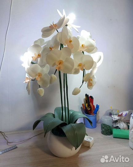 Светильник орхидея