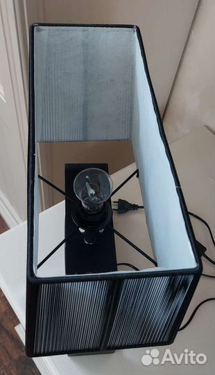 Светильник настольный boru, новый