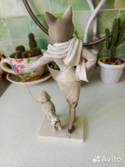 Фарфоровые статуэтки