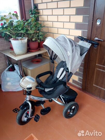 Трехколесный велосипед