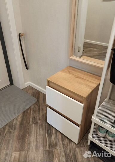 Тумба прикроватная