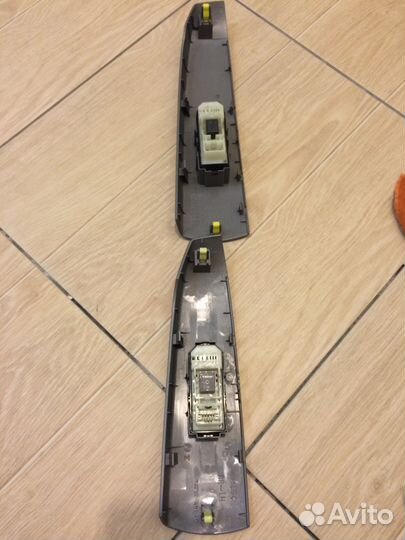 Ручки, клавиши стеклоподъемников(avto ) toyota pri