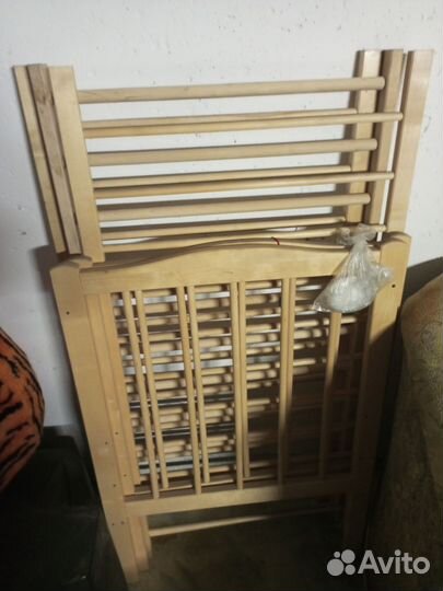 Детская кроватка деревянная
