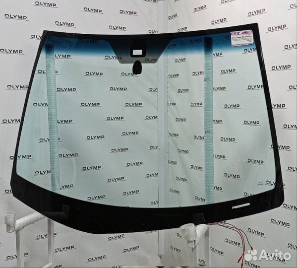 Стекло лобовое переднее Lexus Rx330 XU30 2003-2009