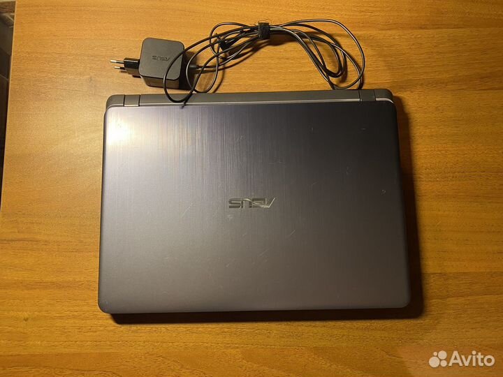 Ноутбук asus X507U