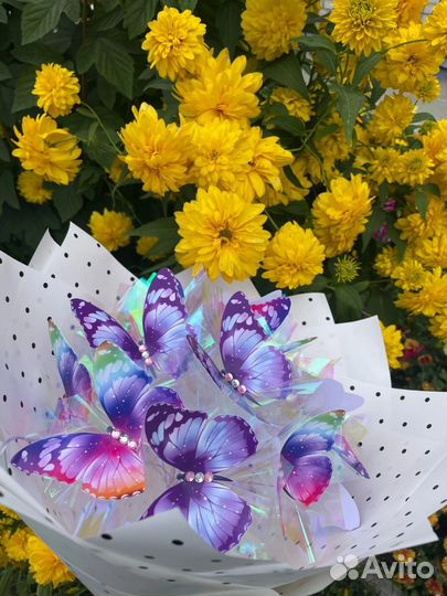 Светильник букет из бабочек