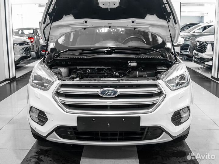 Ford Kuga 2.5 AT, 2017, 84 215 км