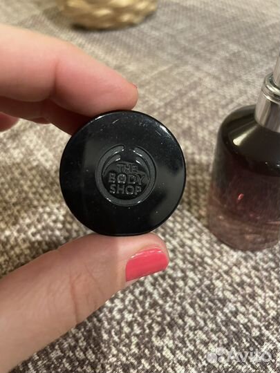 Парфюм женский Smoky rose (Боди шоп)