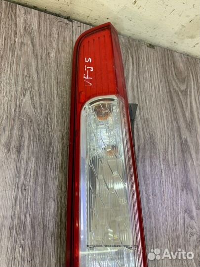 Фонарь задний левый Ford Focus 2 хетчбэк 5-ти дв