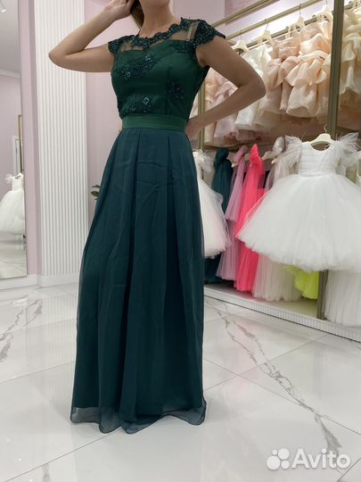 Вечернее платье