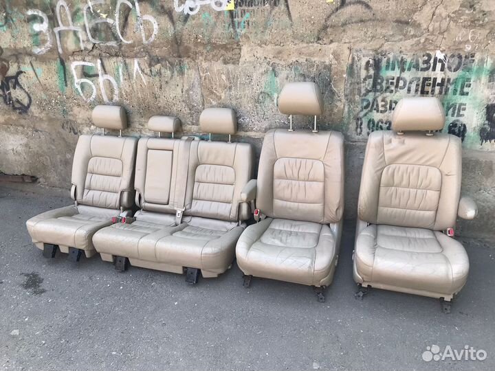 Сиденья на lexus 470