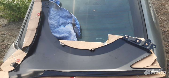 Крыло на toyota camry 55