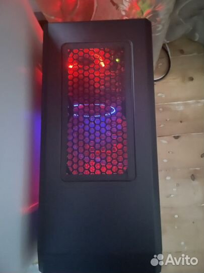 Компьютер, мышь, клавиатура, монитор