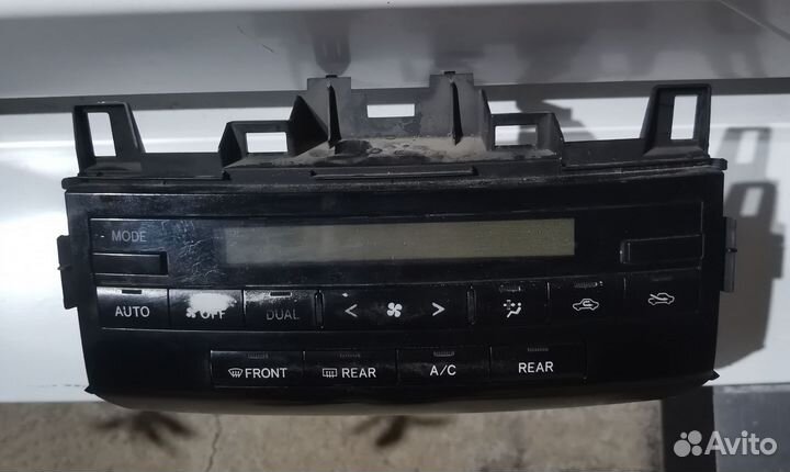 Блок климат контроля Тойота Лэнд Крузер 200