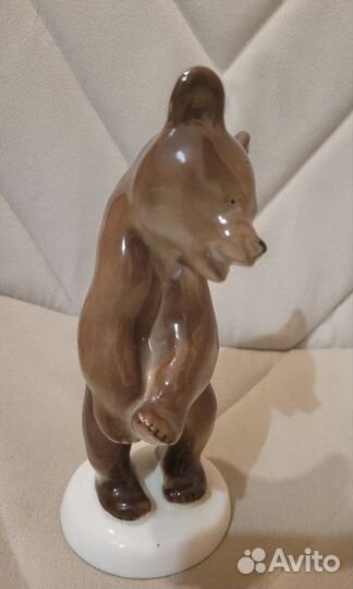 Статуэтка «Медвежонок бурый стоящий», лфз, фарфор