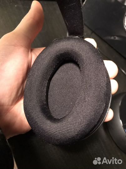 Беспроводные наушники Philips