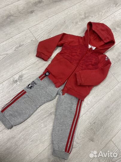 Спортивный костюм adidas для мальчика