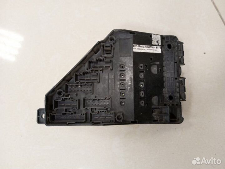 Блок предохранителей Land Rover Freelander