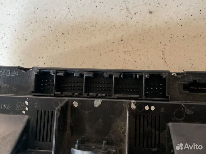 Блок климата Audi A8 D3 Отправка