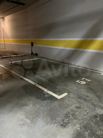 Машиноместо, 16 м²