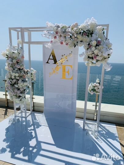 Оформление свадеб и фотозон в Сочи