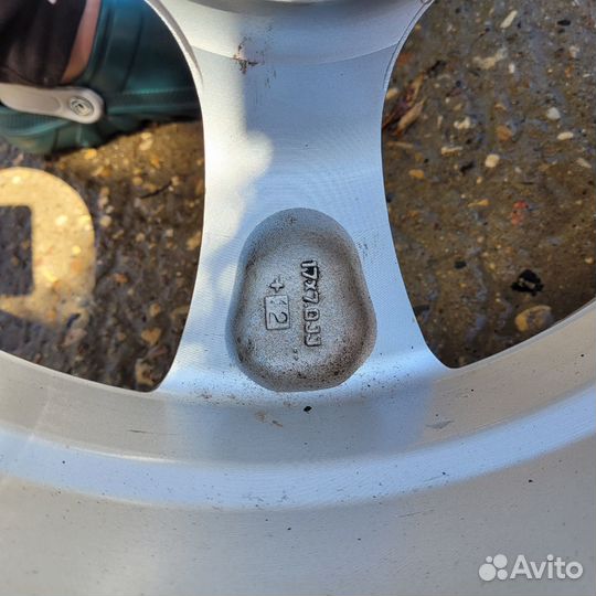 R17 Michelin Primacy 4 215/50, PCD 4x114.3 DIA 73