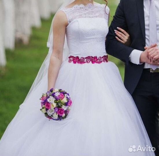 Свадебное платье