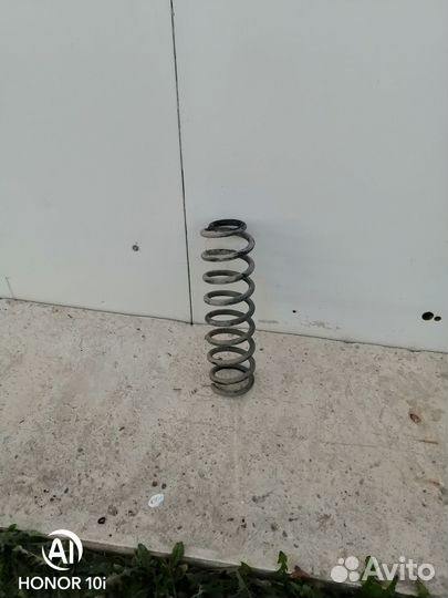 Пружина на мерседес Rкласа