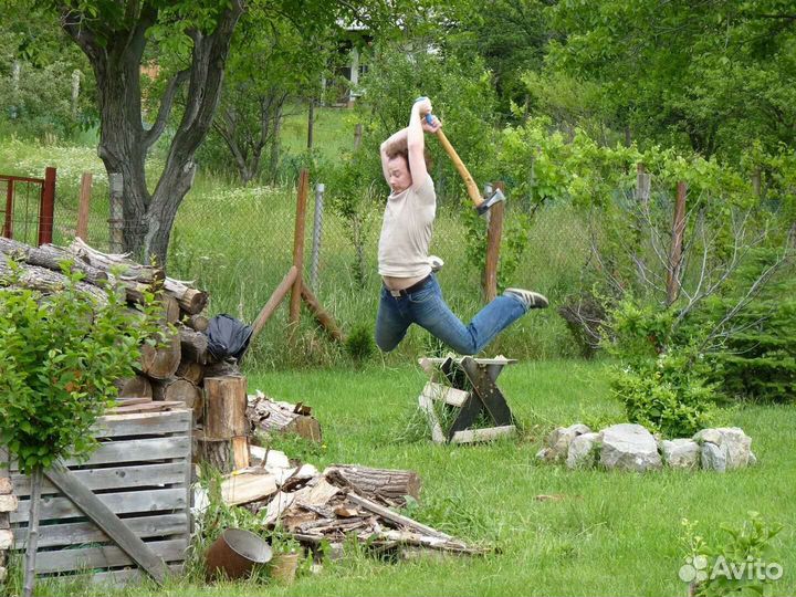 Требуется на завтро разнорабочий с правами 