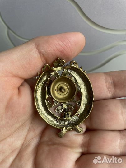 Знак нагрудный академия пв РФ 1996