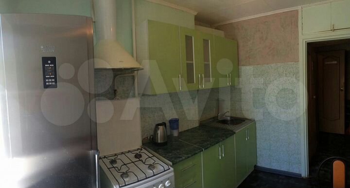 2-к. квартира, 50 м², 4/9 эт.