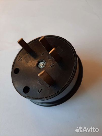 Вилка эл.,четырех-штырьковая