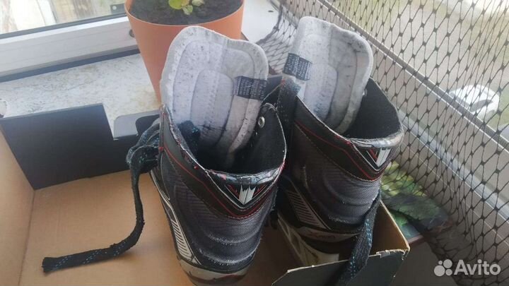 Хоккейные коньки bauer 38,5(D5)