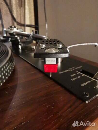 Виниловый проигрыватель Pioneer PL-1100