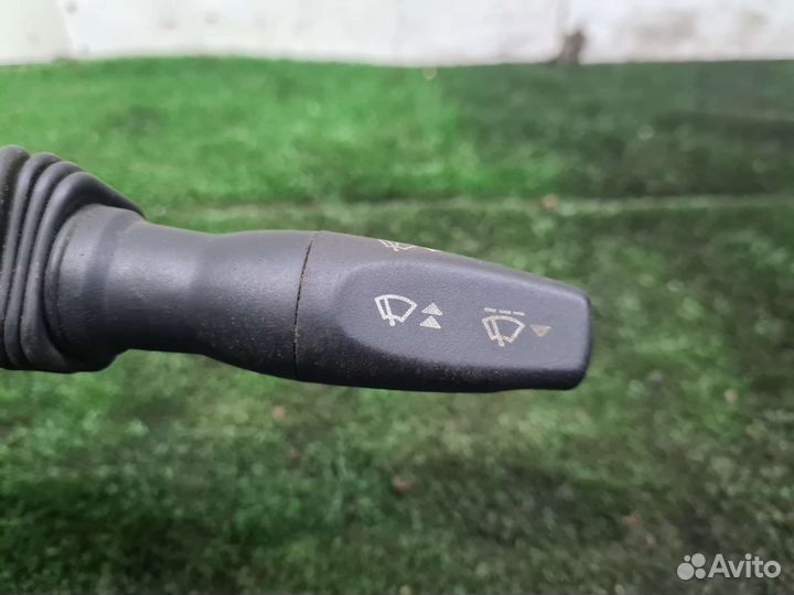 Подрулевой переключатель правый Волга 31105