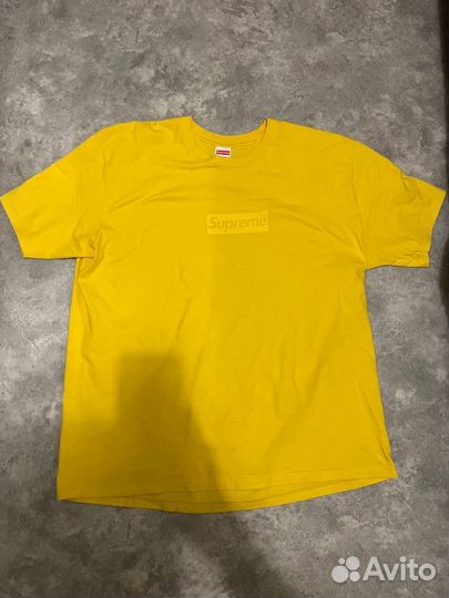 Футболка supreme