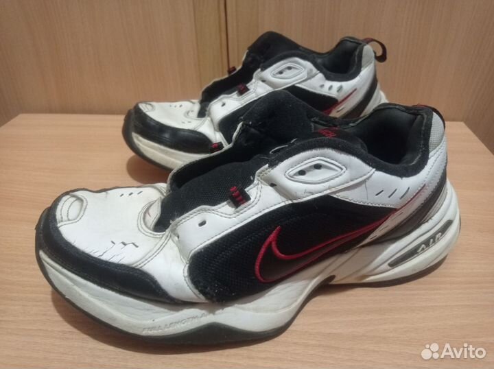 Кроссовки Nike Air Monarch IV сильно б/у