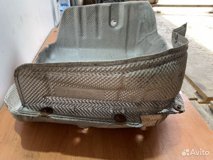 Теплоизоляция глушителя Bmw e60 e61