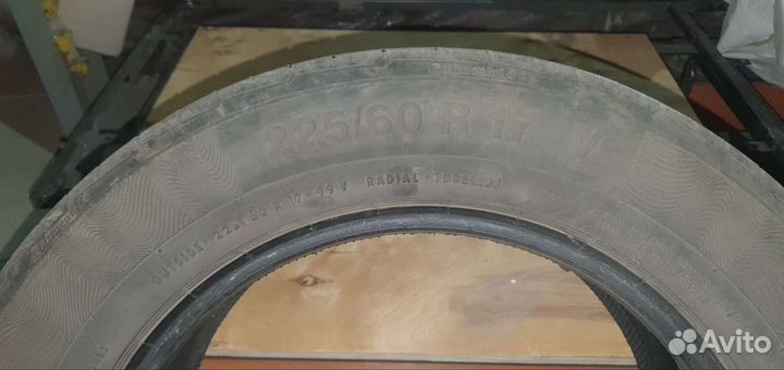 Continental ComfortContact - 5 225/60 R17 99V