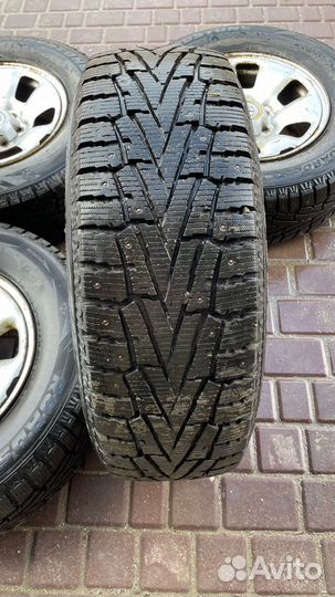 Roadstone Winguard WinSpike SUV 265/65 R17 116T