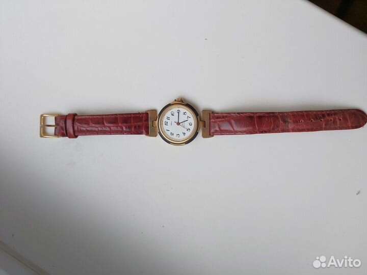 Часы женские