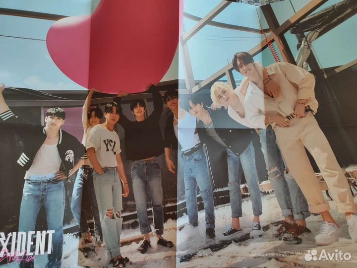 Плакаты stray kids maxident и oddinary