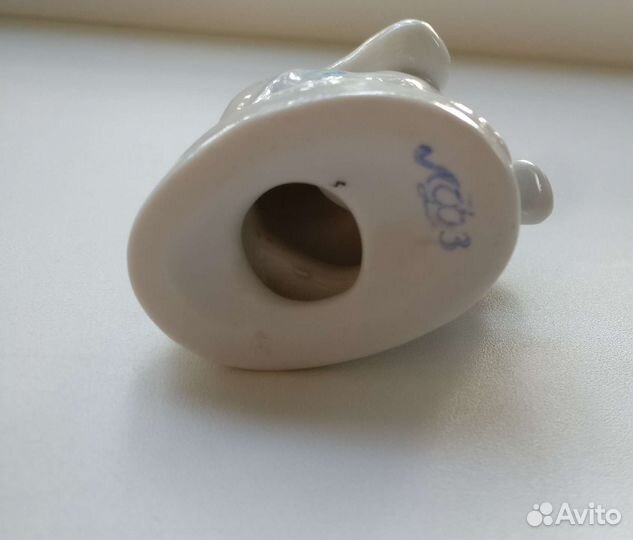 Статуэтка девочка с апельсином лфз